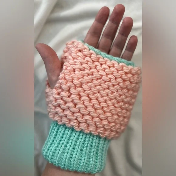 Handmade Hand Crafted Knit fingerless gloves S-XL hands Typing Gloves - Picture 5 of 5